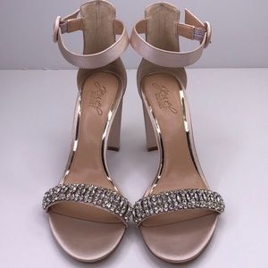 BADGLEY MISCHKA Jewel Jameson Champagne Heeled Sandal Sz 8.5